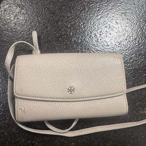 Tory Burch Light Beige Pebbled Leather Crossbody Wallet